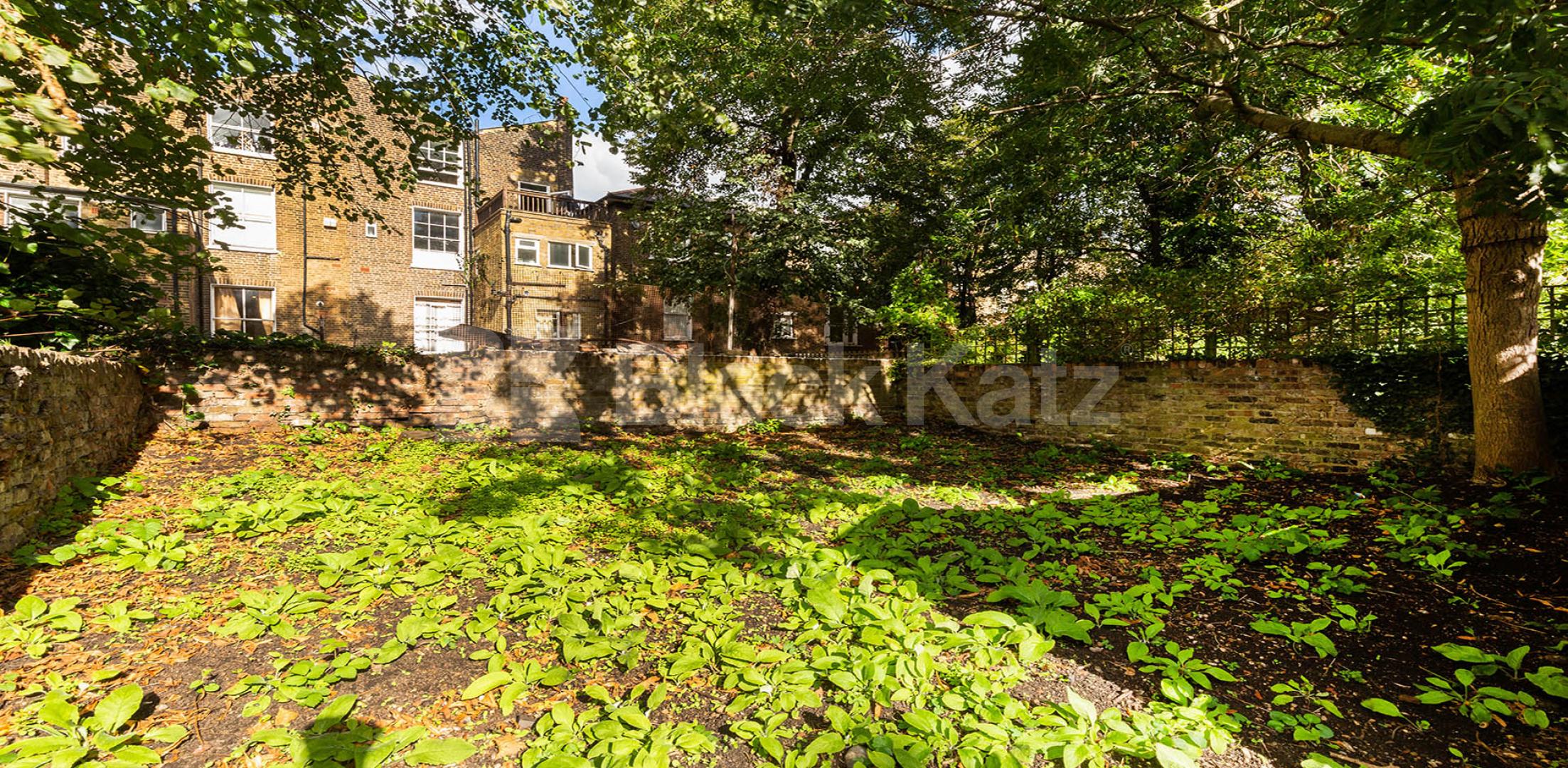 Super one bed garden flat set on a premier road in Kentish Town mins to tube.  Patshull Road, Kentish Town